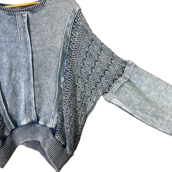 Altar'd State Oversized Crochet Sweater Womens M Blue 100% Cotton Boho Hippie - Picture 5 of 8